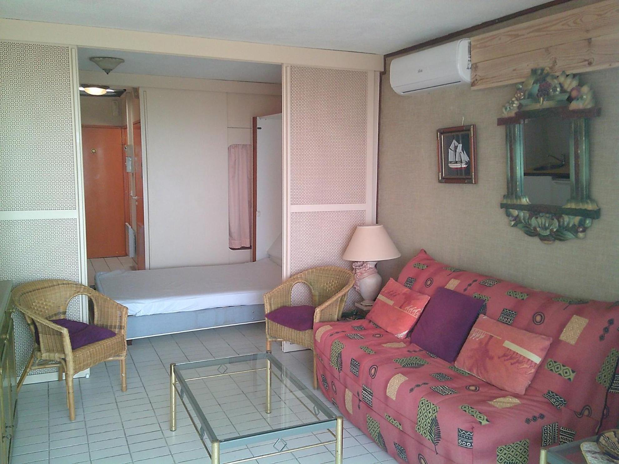 Vittoria Immobilier 8 - Reglement Sur Place - Cheques Acceptes