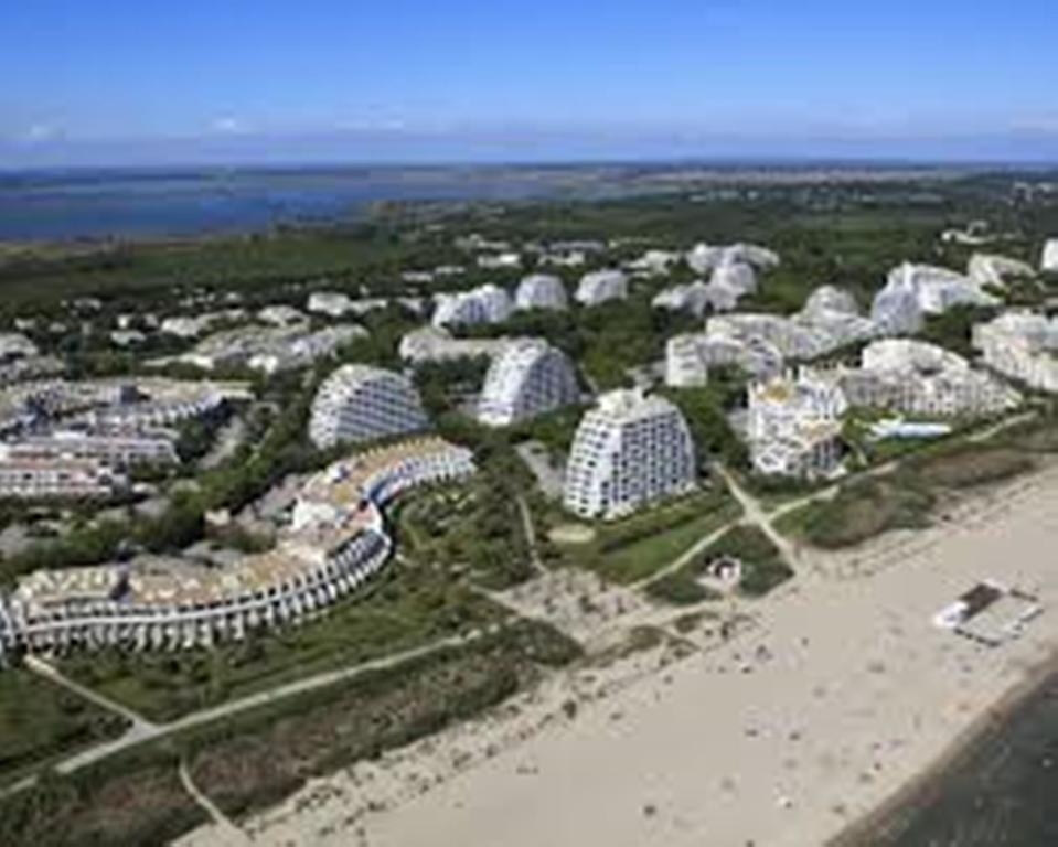 Vittoria Immobilier 8 Apartment *